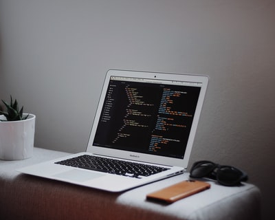 كيفية توصيل سماعة البلوتوث Amkette بجهاز الكمبيوتر المحمول